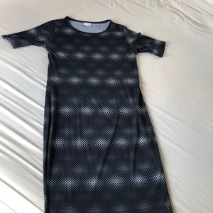 Black patterned Lularoe Julia size L